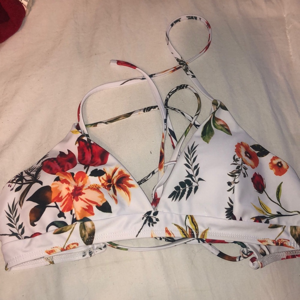 NEVER WORN Zaful bikini top